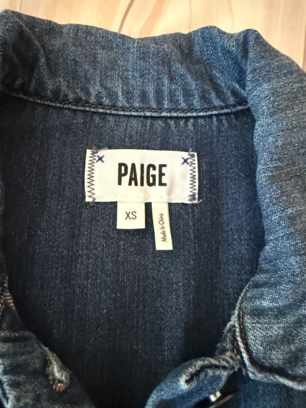 PAIGE Denim Jacket "Junya Destructed" Long Sleeve Pockets Blue Distressed Sz XS - Picture 4 of 15